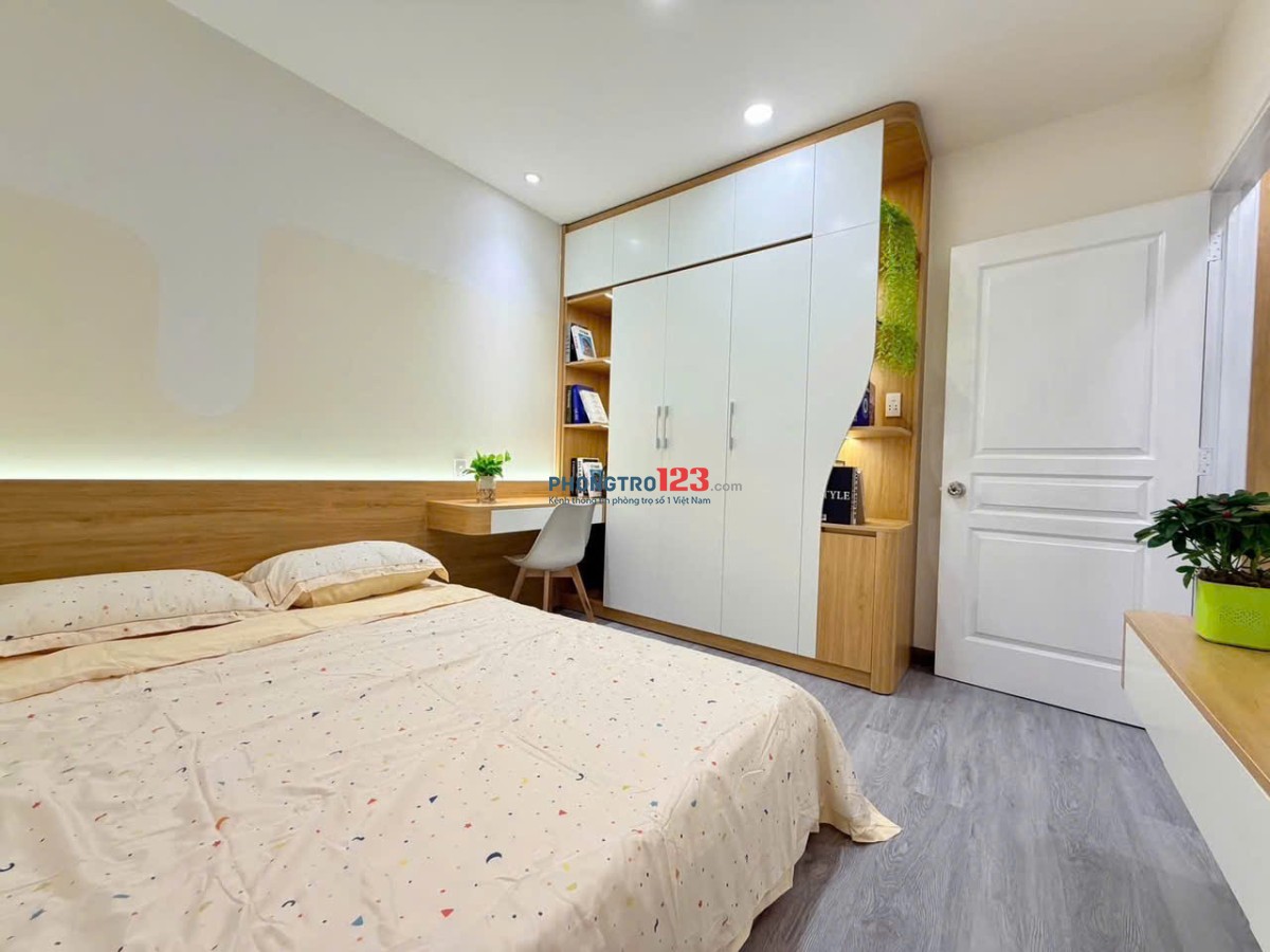 CC Cao Cấp Pearl Plaza. Điện Biên Phủ Bình Thạnh. 68m2 2PN. Full NT. 17TR500