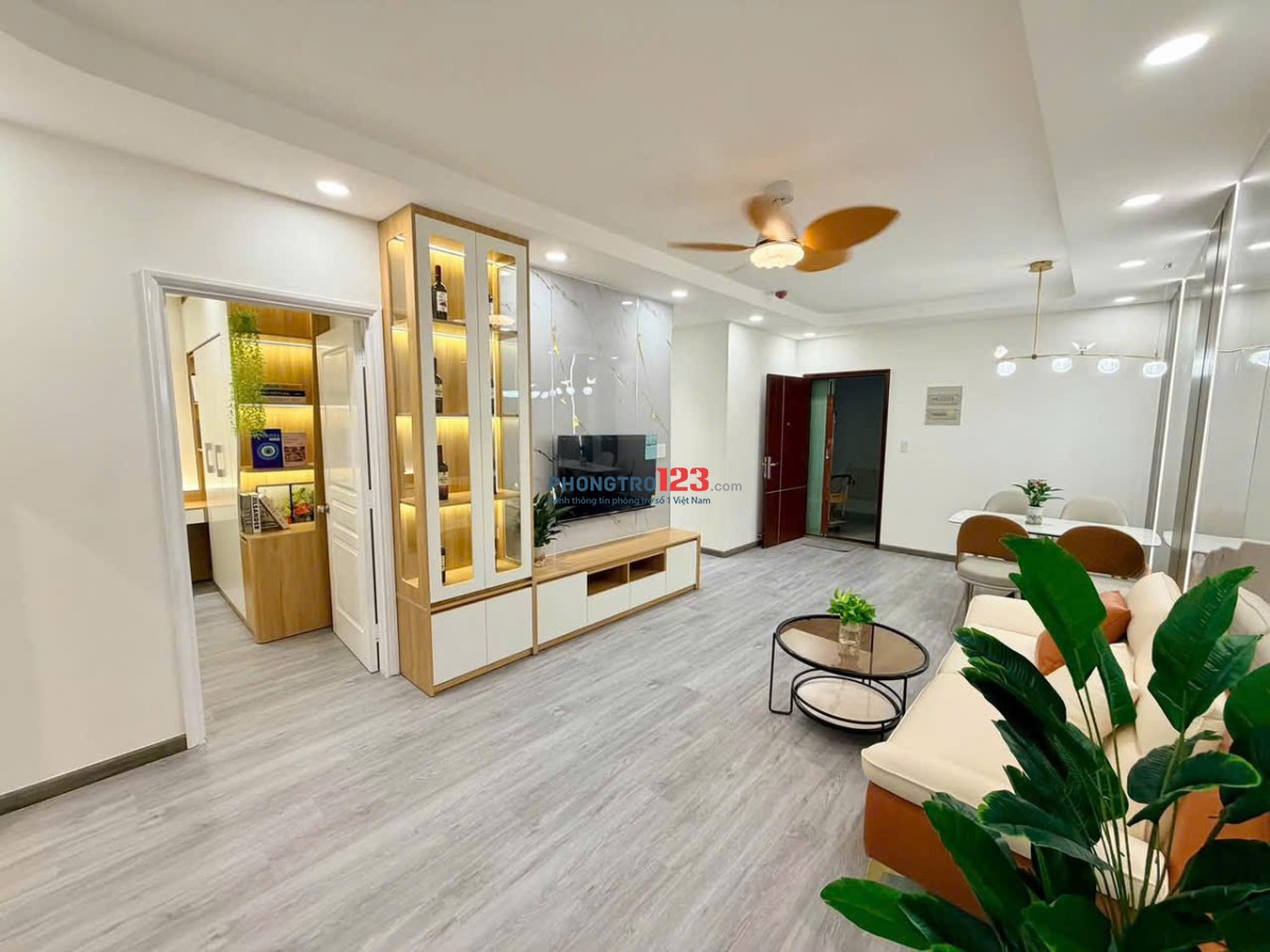 CC Cao Cấp Pearl Plaza. Điện Biên Phủ Bình Thạnh. 68m2 2PN. Full NT. 17TR500