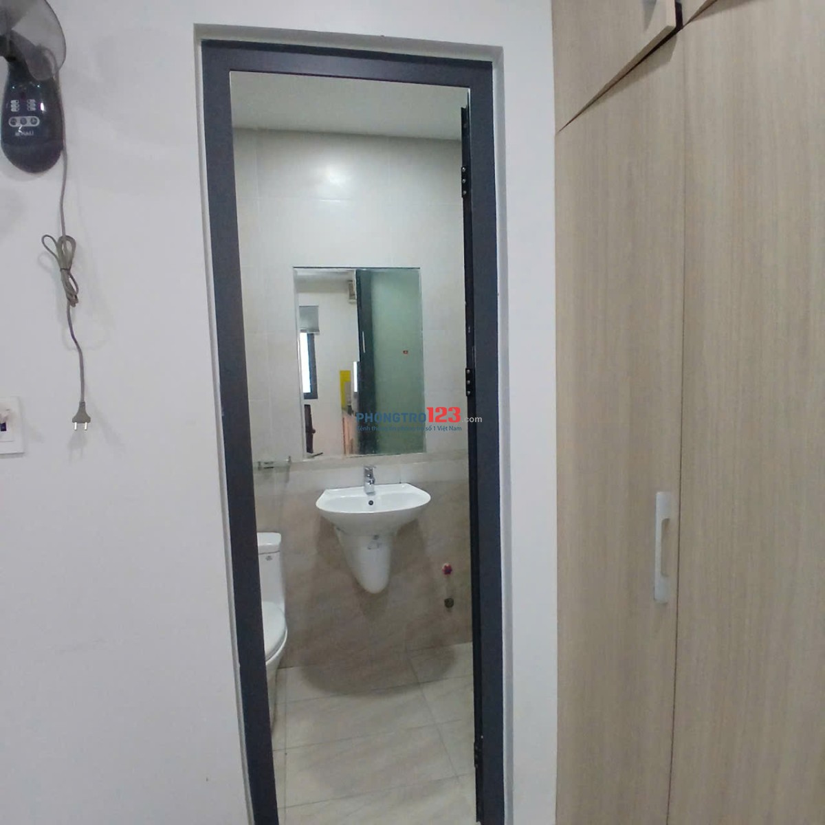 Căn Hộ Dịch Vụ - Cửa Sổ, Full Nội Thất - Sạch Sẽ. PHAN CHU TRINH - Gần Chợ Bà Chiểu