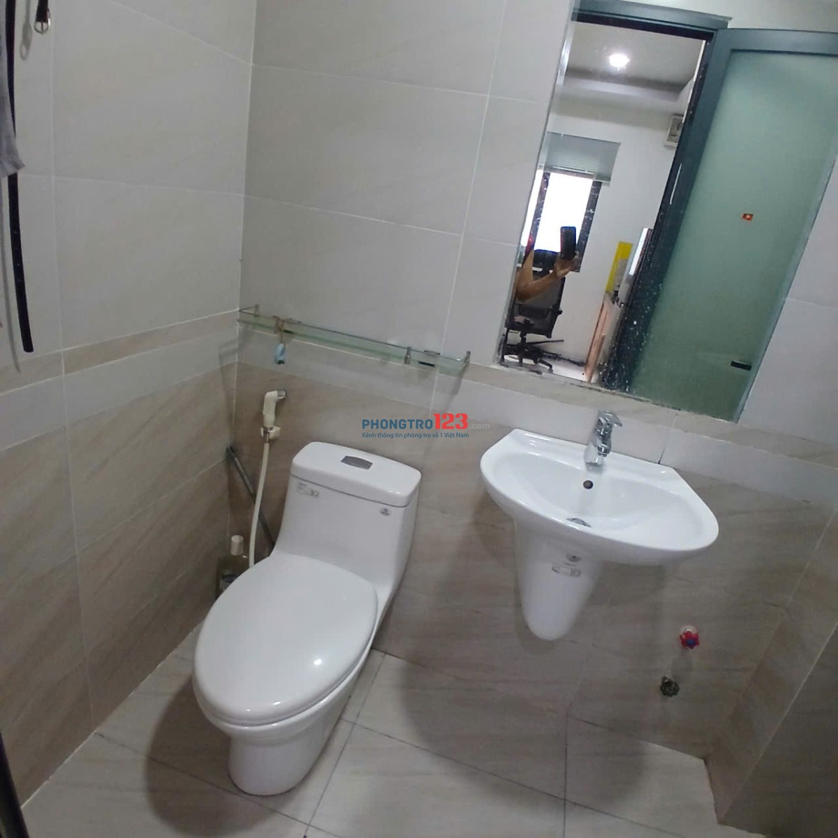 Căn Hộ Dịch Vụ - Cửa Sổ, Full Nội Thất - Sạch Sẽ. PHAN CHU TRINH - Gần Chợ Bà Chiểu