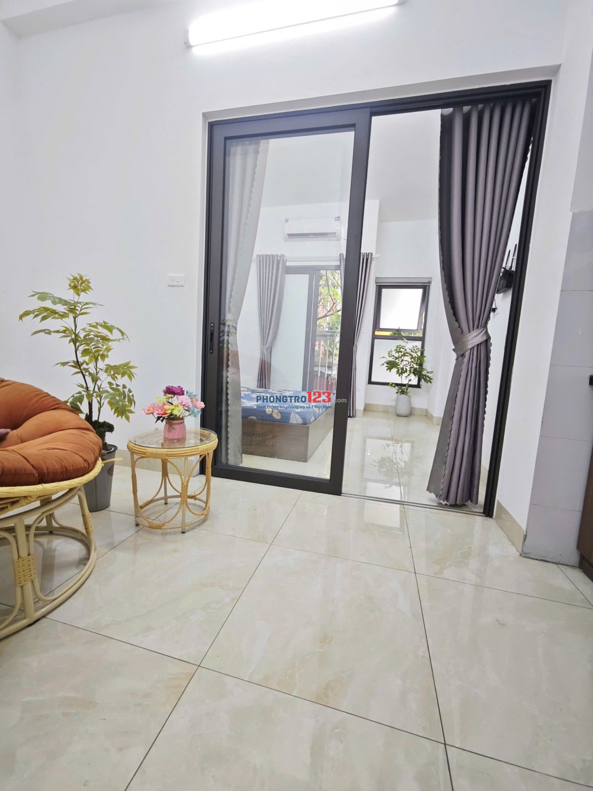 Trống 1Ngủ 1Khách Ngõ 37/3 Dịch Vọng Hậu