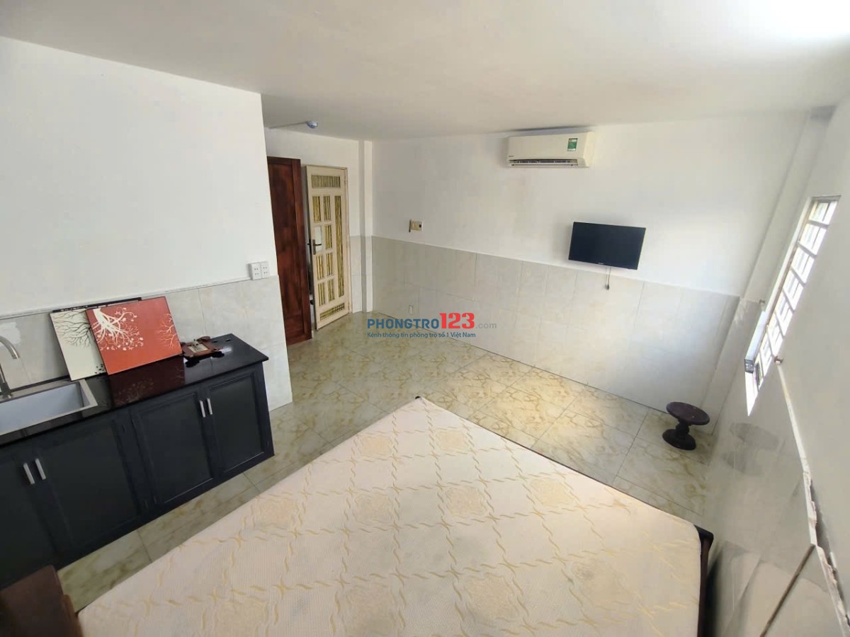 ⁠CHDV Xây Mới 100% Đối Diện Katinat Tăng Nhơn Phú - Giá Từ 4Tr - 6Tr⁠