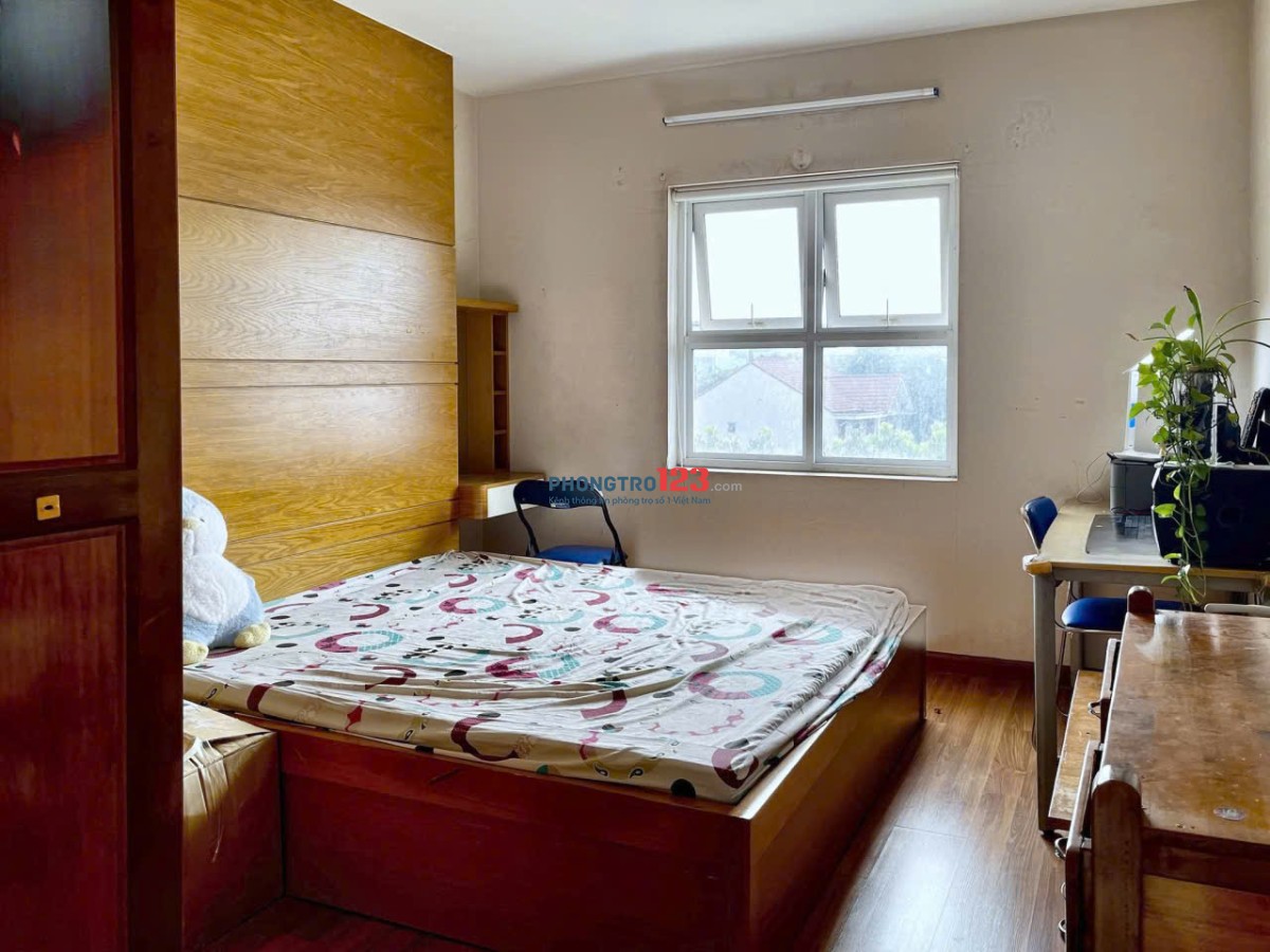 Chung cư Bàu Cát 2, Hồng Lạc, TB: 56m2, 1PN, nhà trống, 7,5tr