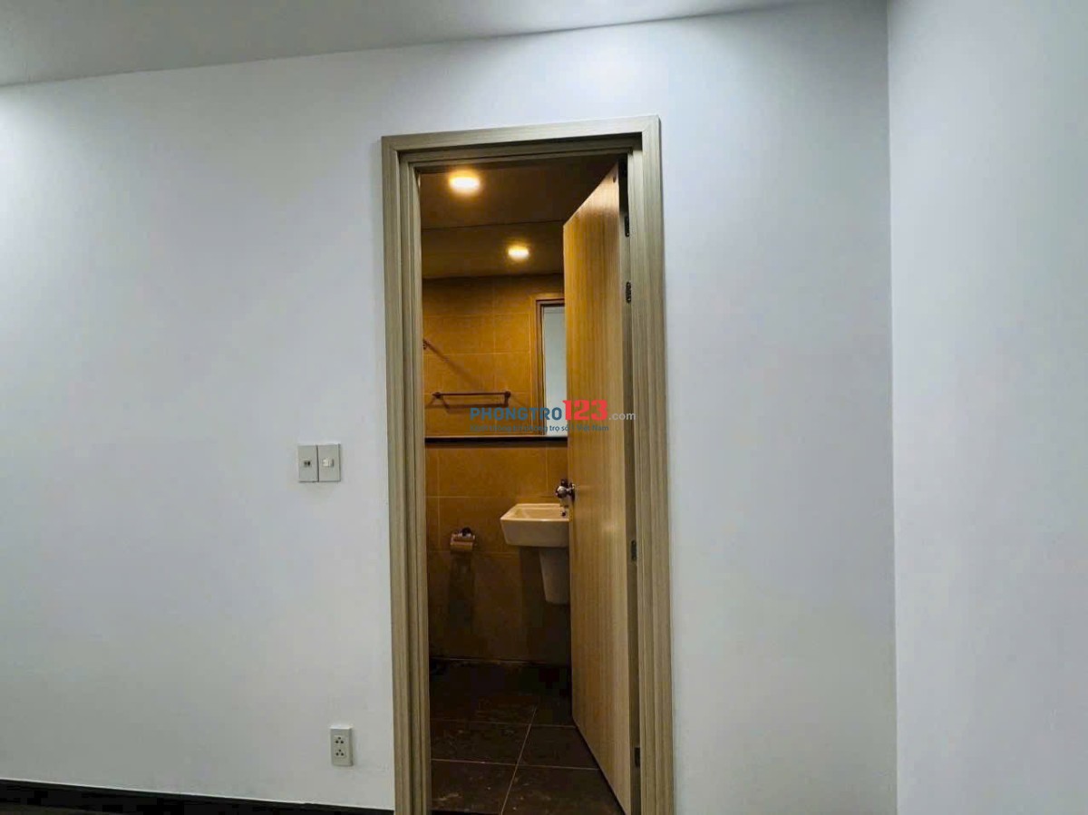 Chung cư Bàu Cát 2, Hồng Lạc, TB, 70m2, 2PN, 2WC, Nhà sạch, 9tr/th.