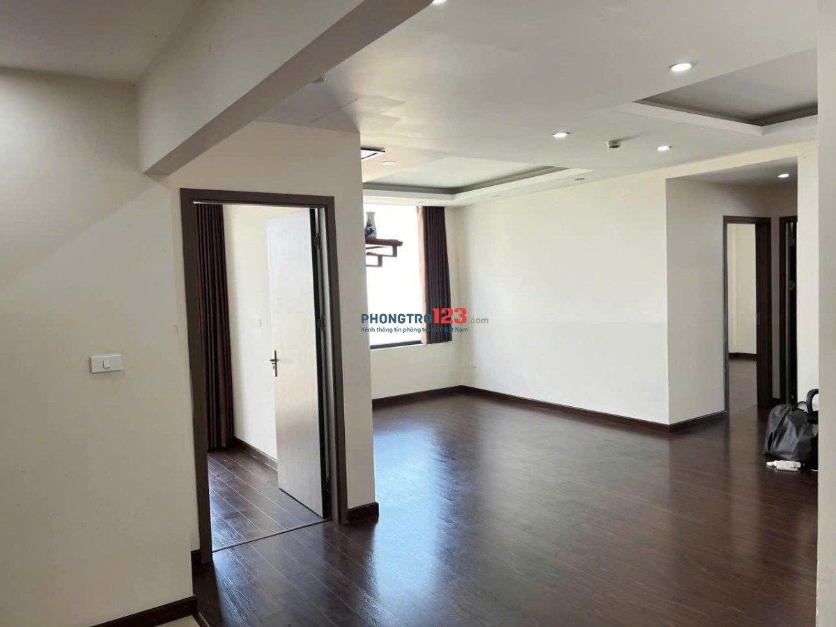 Căn Penthouse Bảy Hiền- 4 phòng ngủ 150m2- giá 17 triệu/ tháng