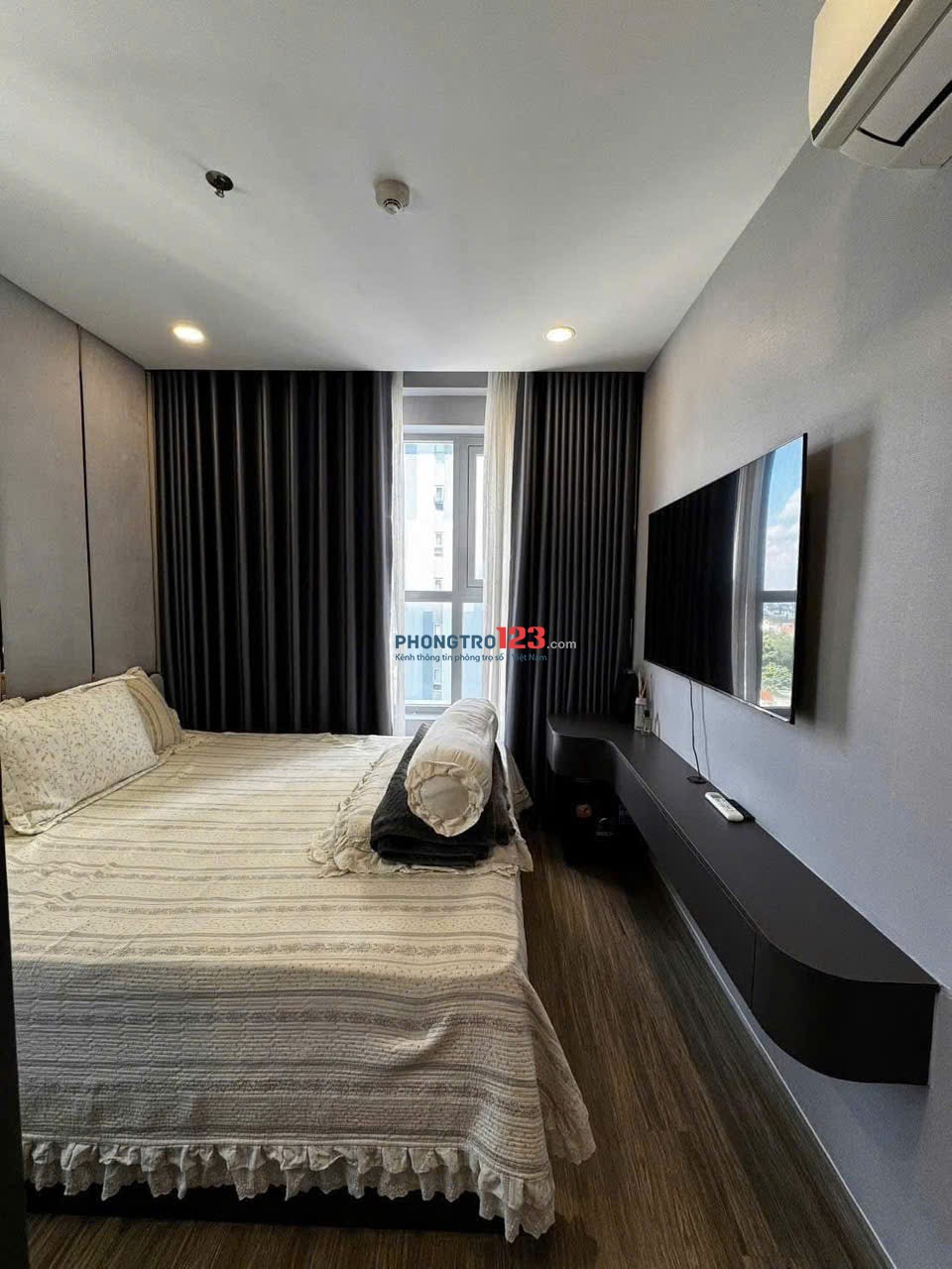 CC Cao Cấp Pearl Plaza. Điện Biên Phủ Bình Thạnh. 68m2 2PN. Full NT. 17.5TR