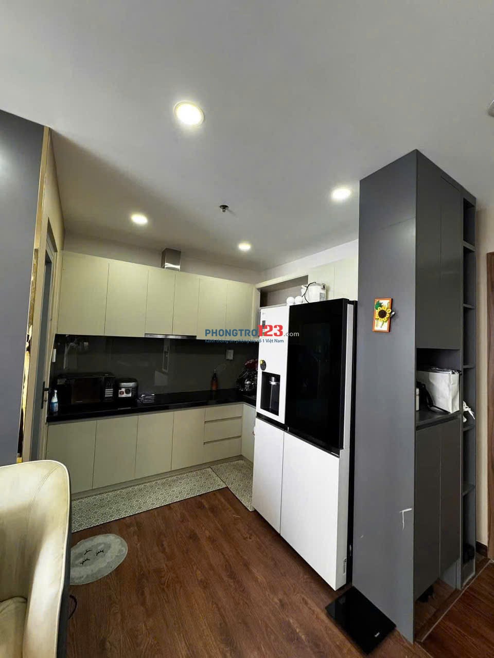 CC Cao Cấp Pearl Plaza. Điện Biên Phủ Bình Thạnh. 68m2 2PN. Full NT. 17.5TR