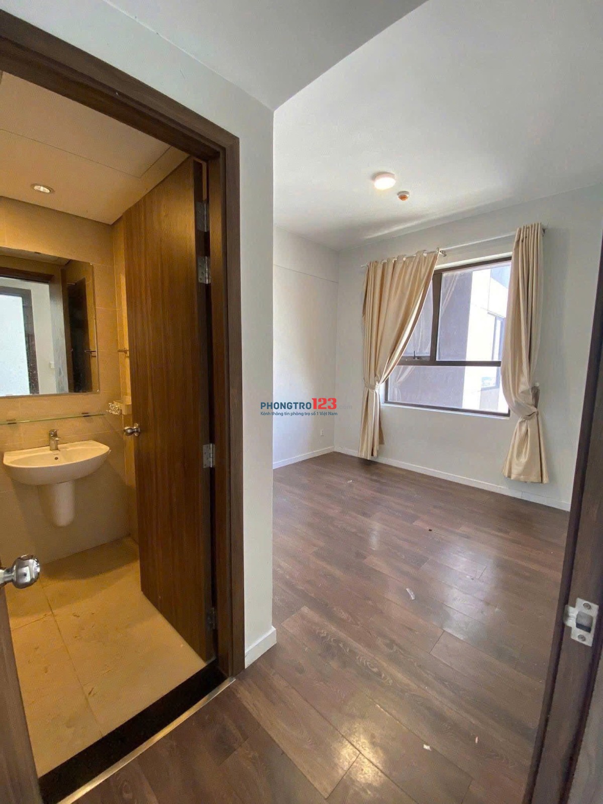 Cho thuê chung cư Ruby Garden, 2PN không nội thất giá 8tr5/tháng