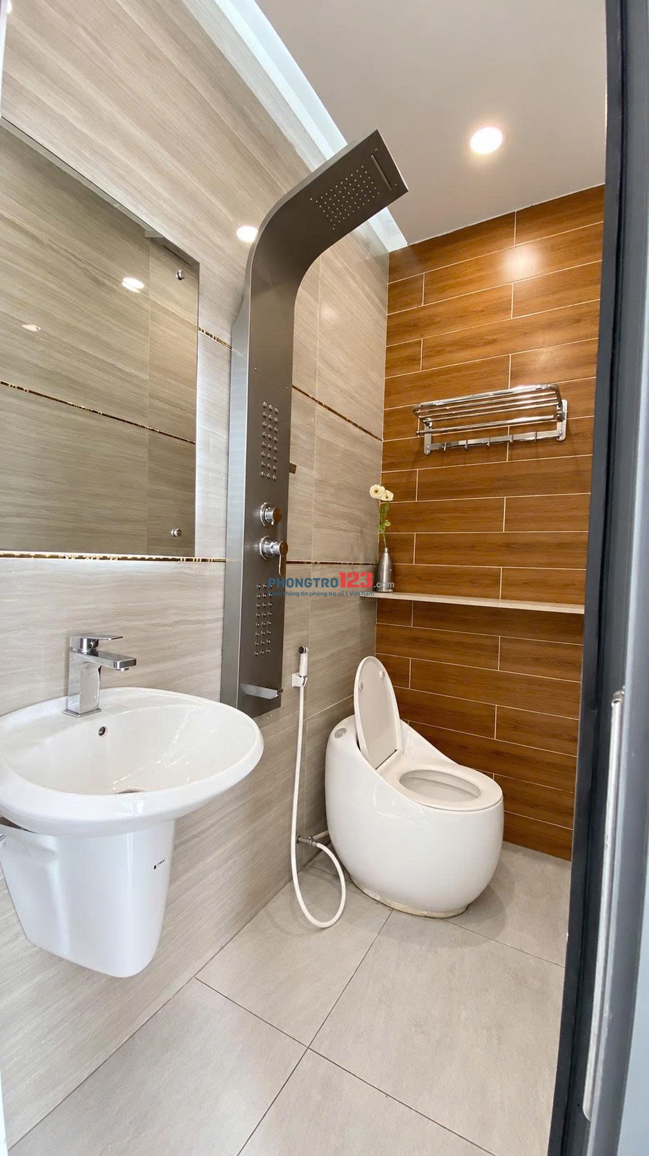 Căn hộ mới 35m2 ban công siêu thoáng giáp Quận 1, Q3- Phan Đăng Lưu, Phú Nhuận
