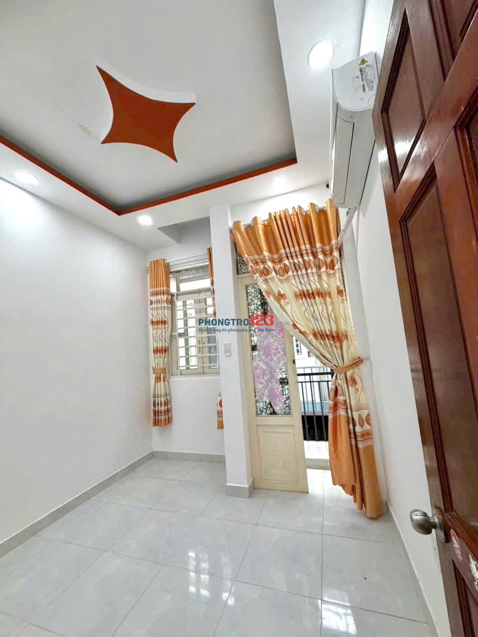 Cần cho thuê căn nhà hẻm Đào Duy Anh, gần Coopmart Nguyễn Kiệm. Giá: 15tr/tháng