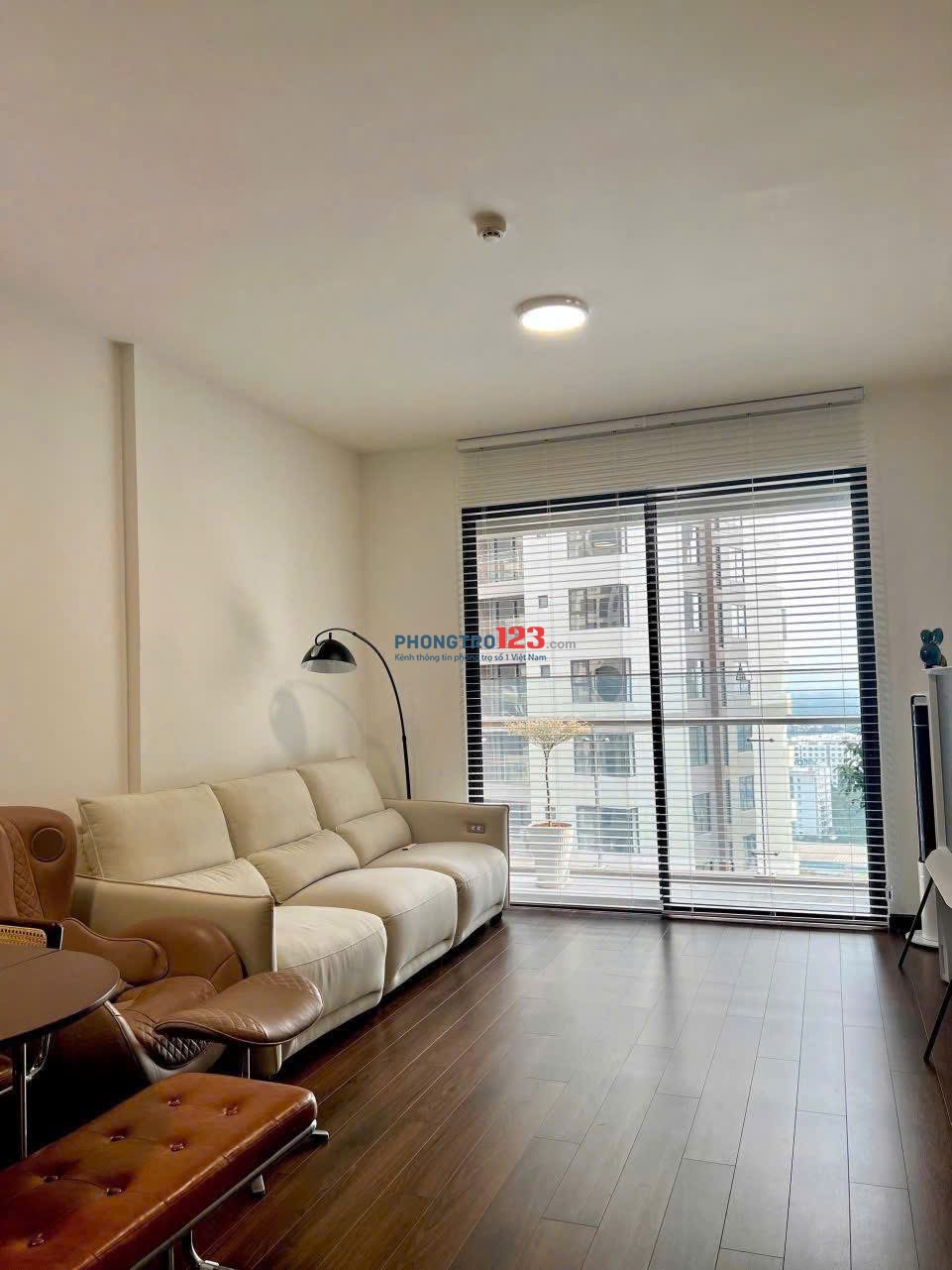 Chung cư Vinhomes Đồng Khởi, Q1: Full NT mới, 2p ngủ, 70m2, 18,5triệu