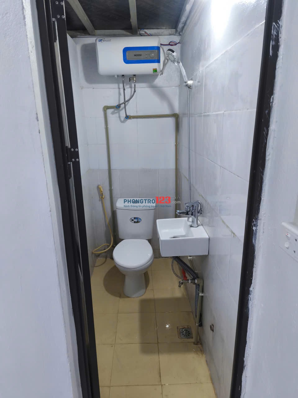  CHO THUÊ PHÒNG TRỌ TẠI ĐỊNH CÔNG CÓ GÁC XÉP – ĐIỀU HÒA, NÓNG LẠNH, WC KHÉP KÍN