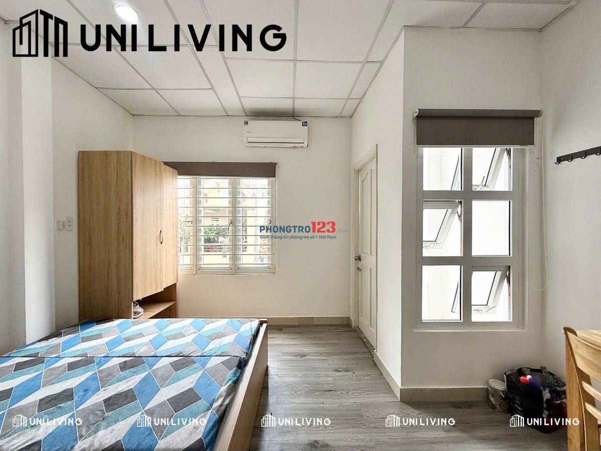 Cho thuê phòng 35m2, ban công gần ngã tư Phú Nhuận, tiện đi Q1, Q3, Sân bay_thang máy, full nội thất