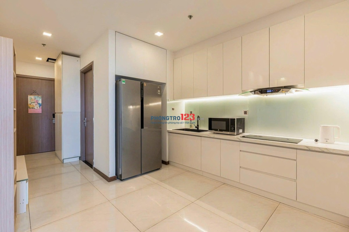 Xi grand Court- Ban công rộng, căn góc 3PN full NT Giá thuê 23 tr/th