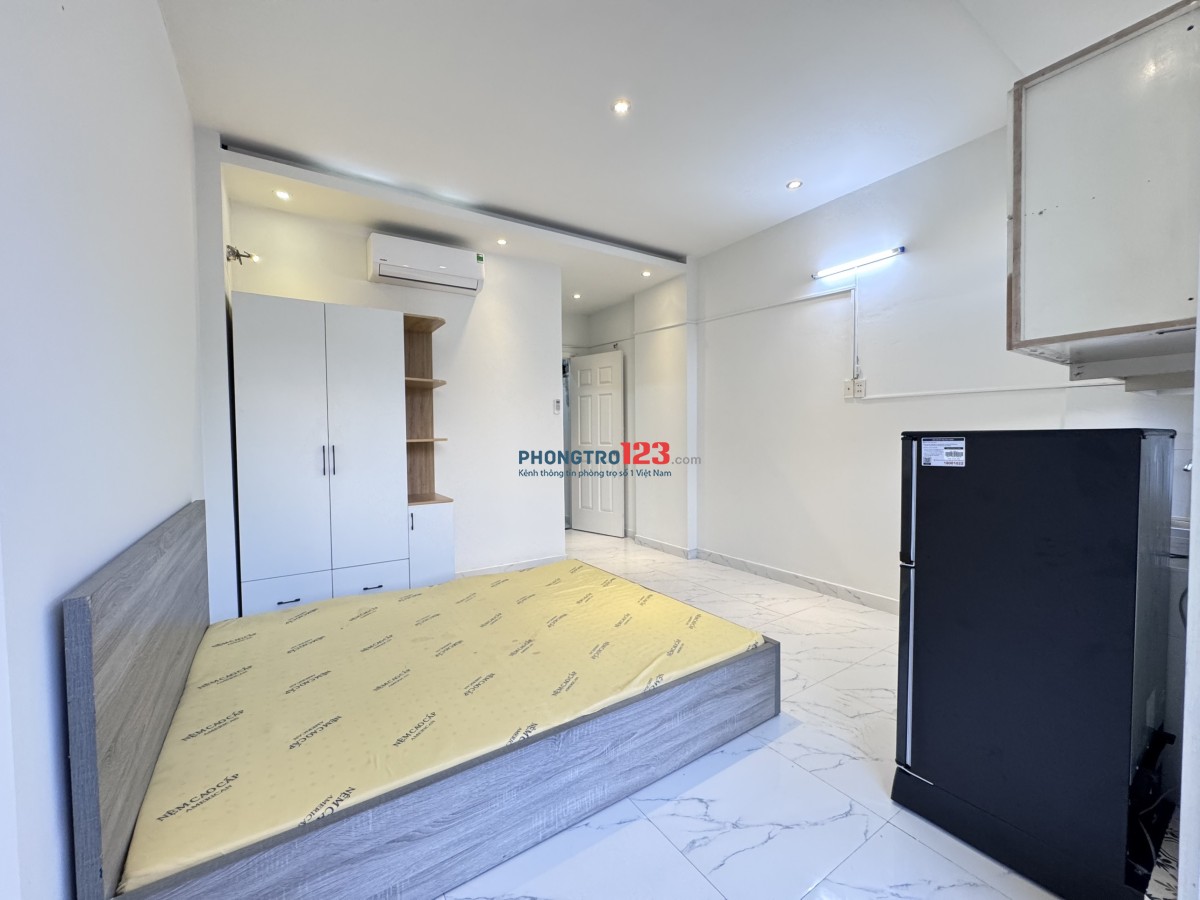 Cho Thuê Phòng Full Nội Thất ngay ĐH Văn Lang 5.5tr