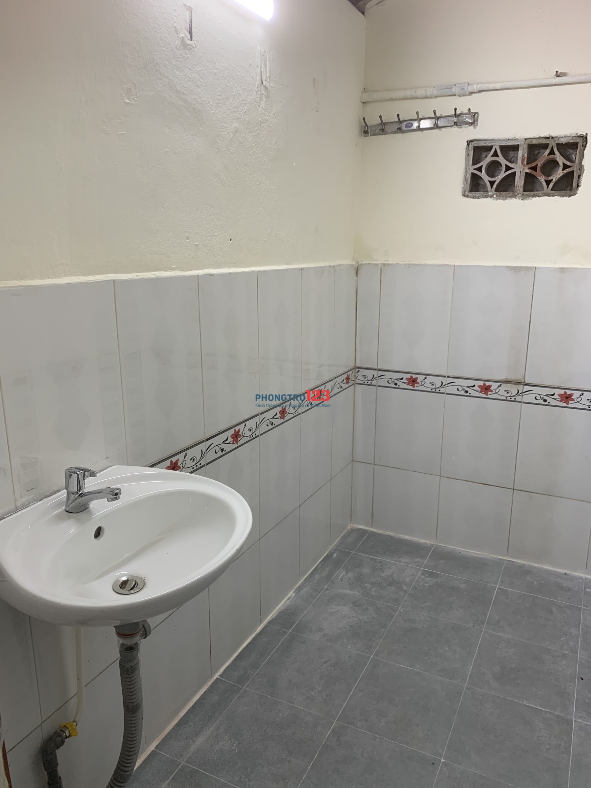 Nhà nguyên căn 90m2, 2pn Ngã tư An Sương