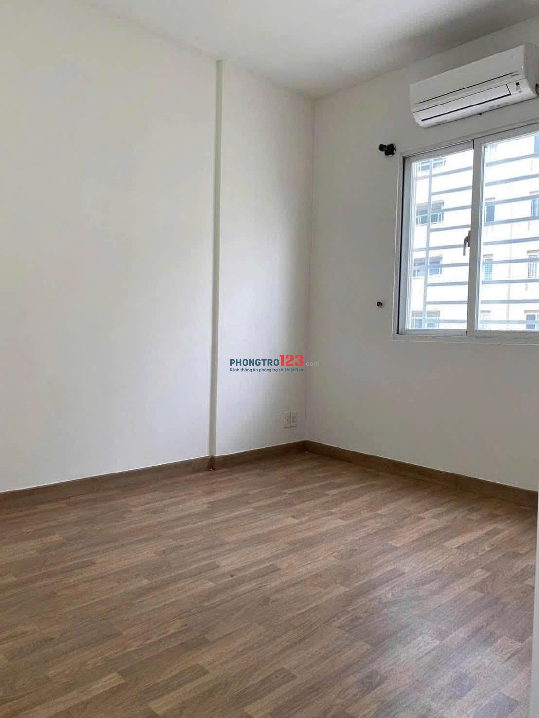 Chung Cư Phú Thạnh, 2PN 83m2 ban công, ko nội thất Giá 8.5tr/th
