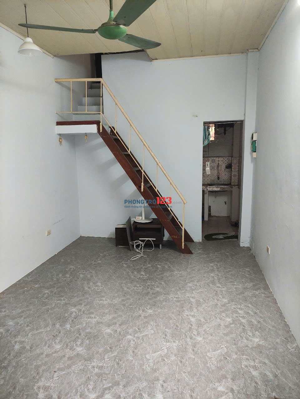 CHÍNH CHỦ CHO THUÊ NHÀ 2 TẦNG NGÕ 575 KIM MÃ