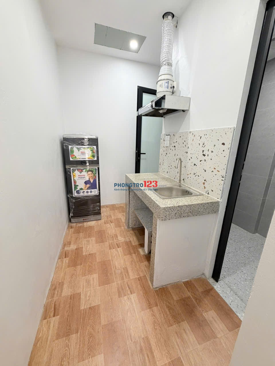 4Tr6 – Cho thuê phòng ngõ 521 Trương Định(Mới 100% – Thang máy – Máy giặt riêng)