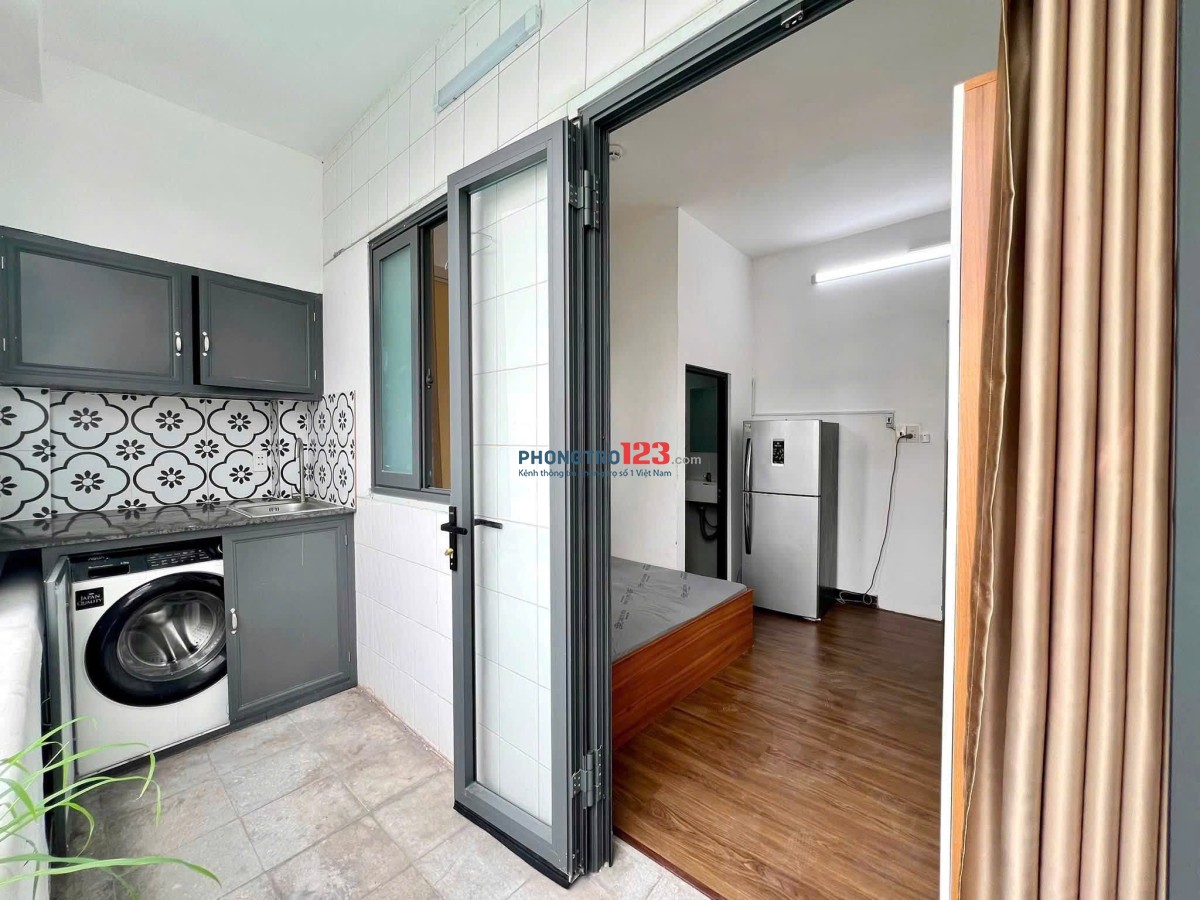 CHO THUÊ STUDIO 1PN TÁCH BẾP, BAN CÔNG THOÁNG GẦN CHỢ BÀ CHIỂU, SÁT PHÚ NHUẬN ,GÒ VẤP
