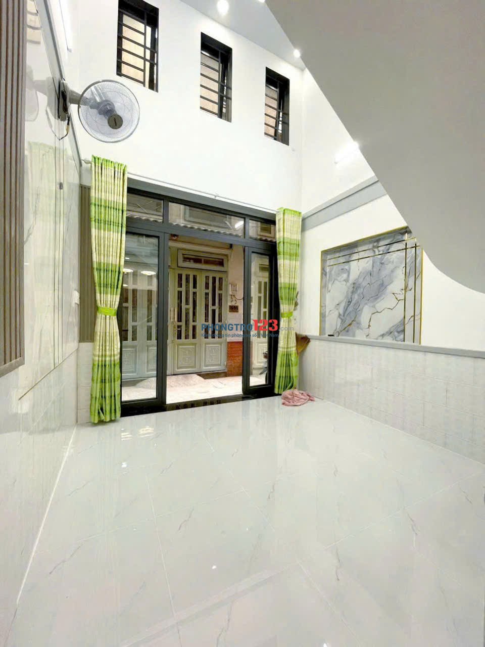 Cho thuê nhà nguyên căn 51 Trần Thị Trọng - 1 trệt 2 lầu 3PN. Giá: 15tr/tháng