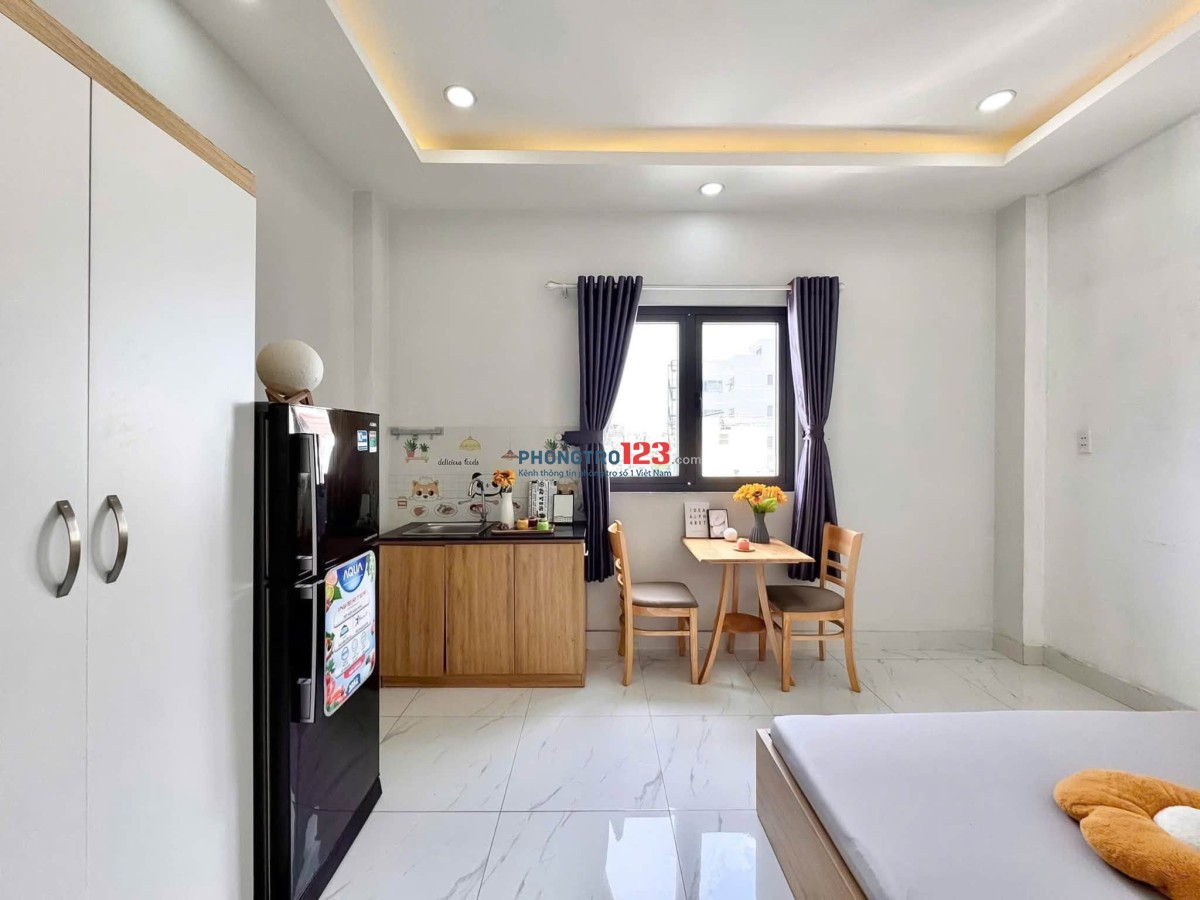 Phòng Đón Nắng Mới Xây Gần Đại Học Văn Lang CS2