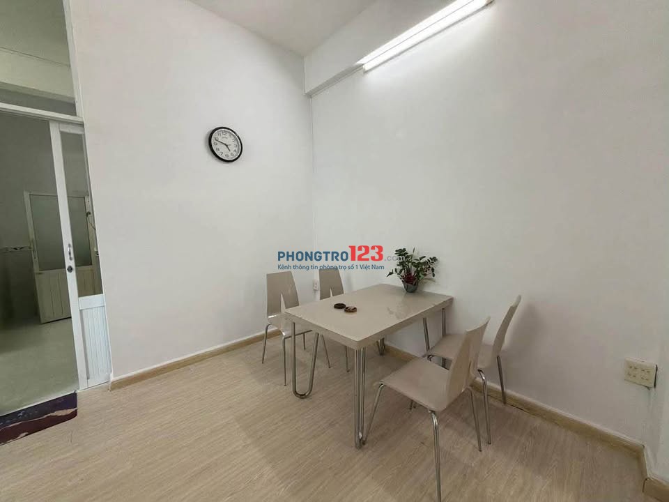 Chung cư Kim Tâm Hải, 27 Trường Chinh cho thuê căn 3PN chỉ 8tr5/tháng. Có thể vô ở liền!