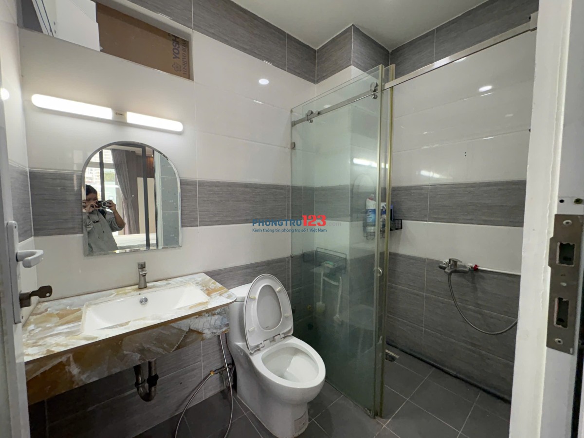  CĂN HỘ FULL NỘI THẤT ĐƯỜNG 3/2, Q10 - VÁCH KÍNH SANG TRỌNG, DỌN VÀO Ở NGAY
