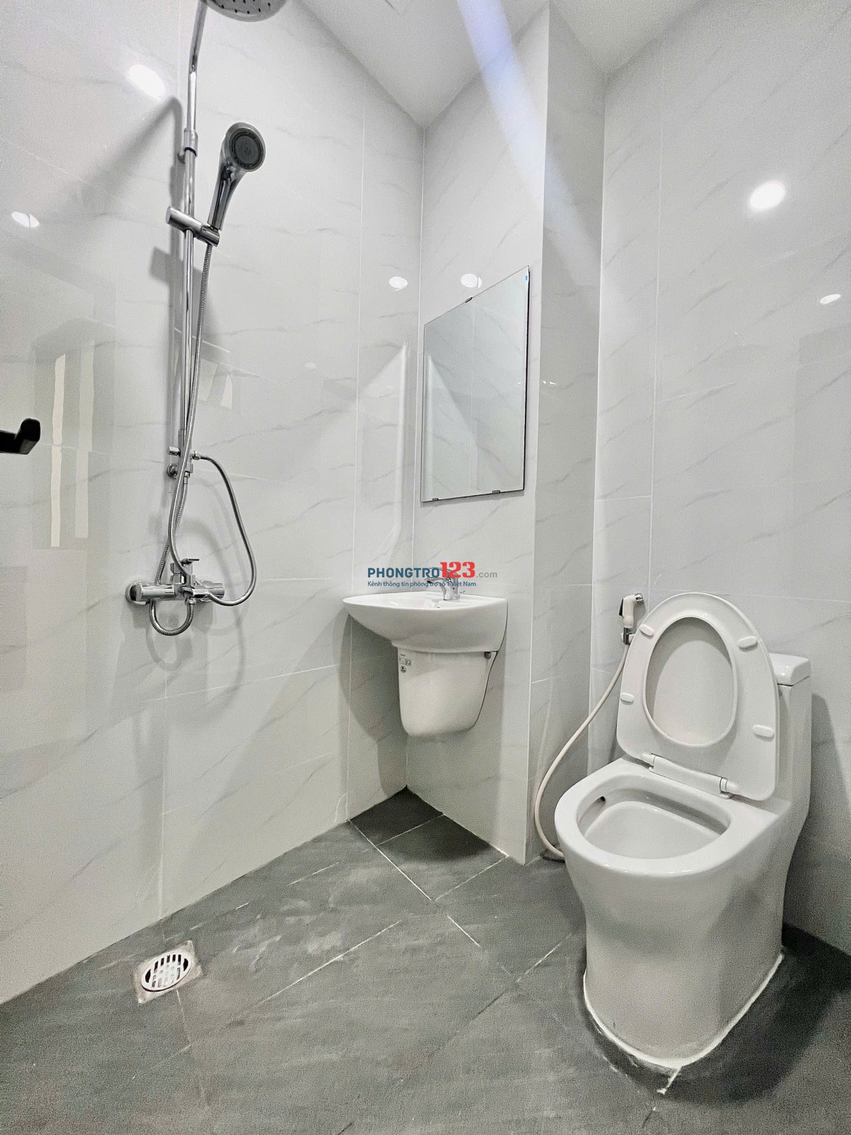Phòng Đẹp Mới Xây An Ninh Gần BigC Nguyễn Thị Thập Q7