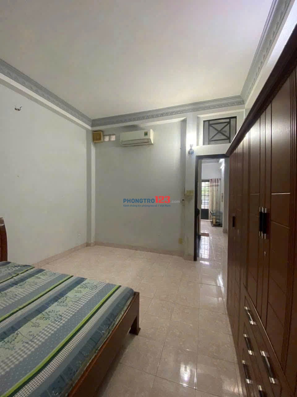Nhà sẵn nội thất 2PN, 1 Trệt 1 lầu hẻm Phan Đăng Lưu, 91m2 giá 14 tr/th