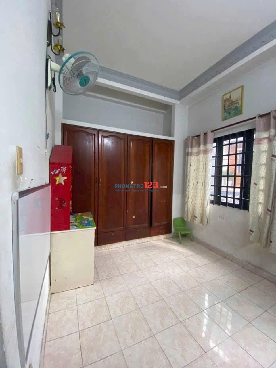 Nhà sẵn nội thất 2PN, 1 Trệt 1 lầu hẻm Phan Đăng Lưu, 91m2 giá 14 tr/th