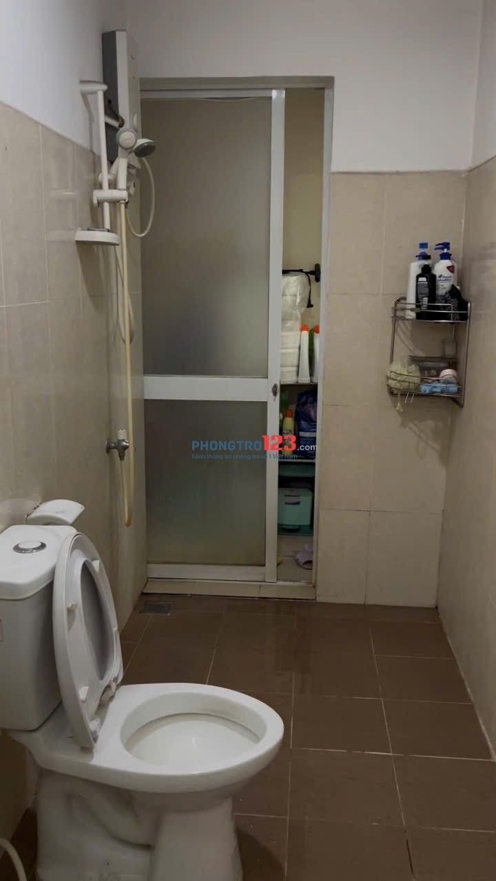 Nhà riêng hẻm Lê Văn Sỹ- P.Nhiêu Lộc, 1 trệt, 1 lầu, 2p ngủ giá 14tr/tháng