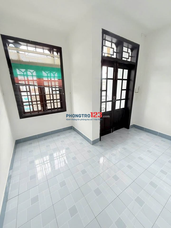 Nhà nguyên căn cần cho thuê hẻm Lý Chính Thắng | 1 lầu, 2PN, 13tr/th