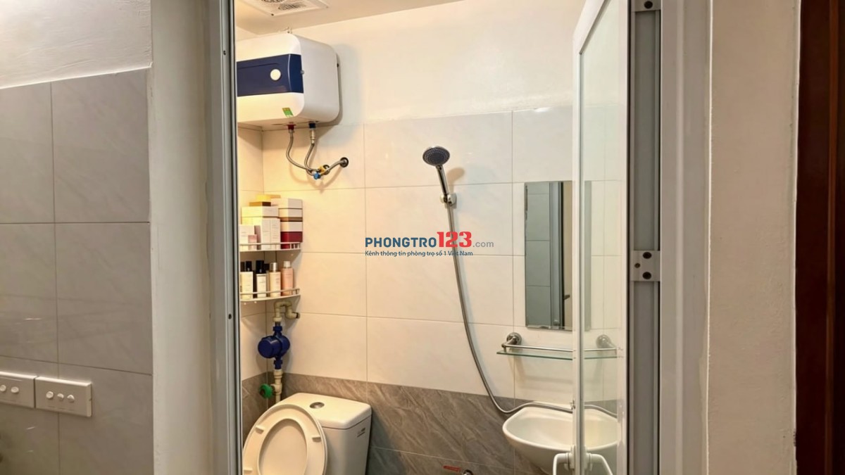 30m2 - 3,4tr - Có chỗ để ô tô - Thang máy - Full đồ - Rất thoáng