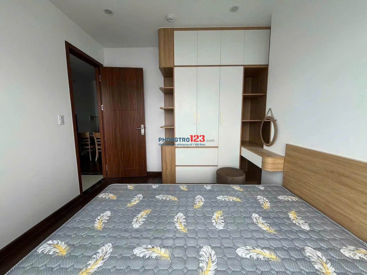 CC Ruby , Nguyễn Sỹ Sách , TB : 88m2 , 2PN , Full NT . Giá 9TR