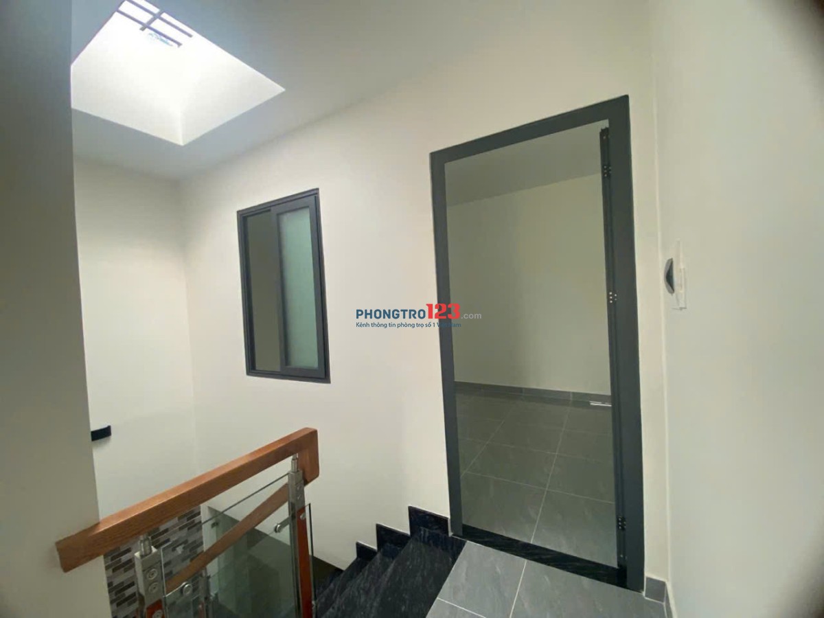 Nhà riêng Phùng Văn Cung -Phú Nhuận 1 trệt 1 lầu 2p ngủ giá 14tr/tháng.