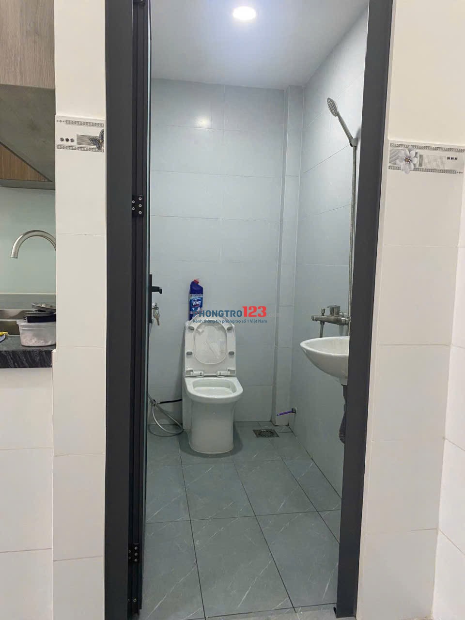 Nhà riêng Phùng Văn Cung -Phú Nhuận 1 trệt 1 lầu 2p ngủ giá 14tr/tháng.