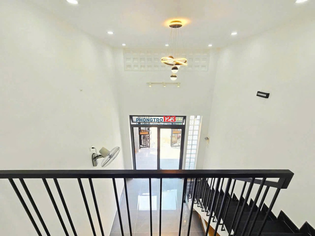 Nhà 3 lầu hẻm Phạm văn Bạch 3p ngủ, 3wc, NTCB giá 15tr/tháng