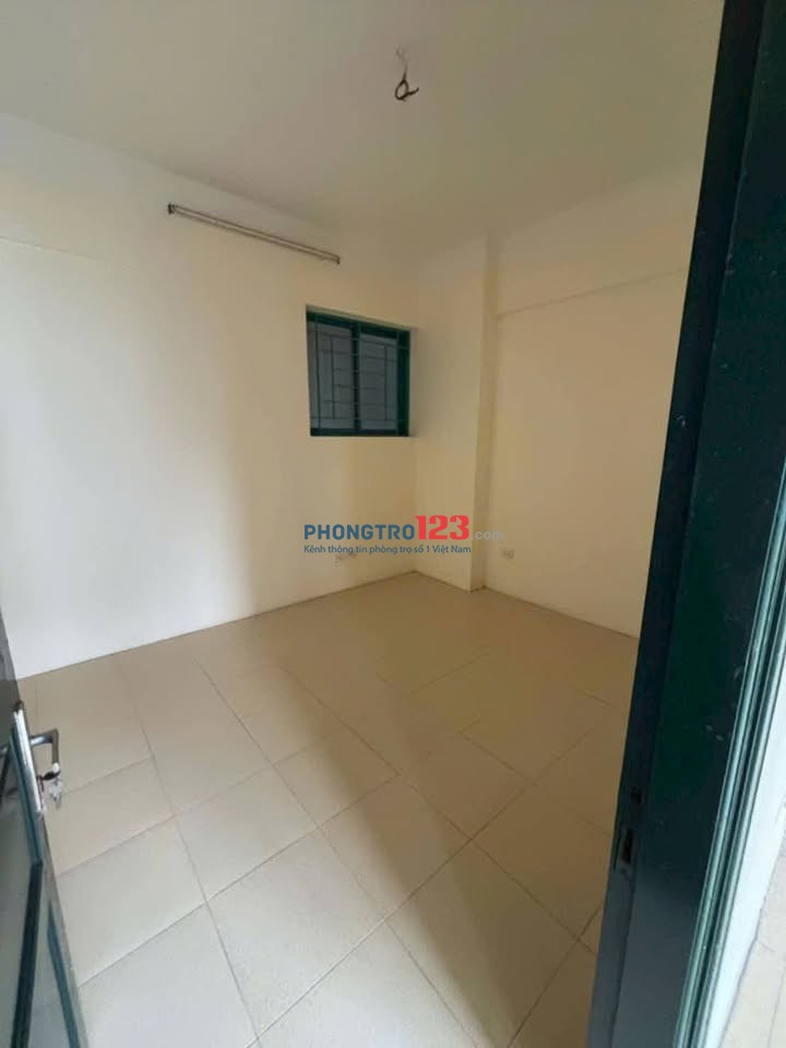 Cho thuê căn 2Pn chung cư Phú Thọ, Nguyễn Thị Nhỏ - Nhà trống, giá thuê: 7tr5/tháng
