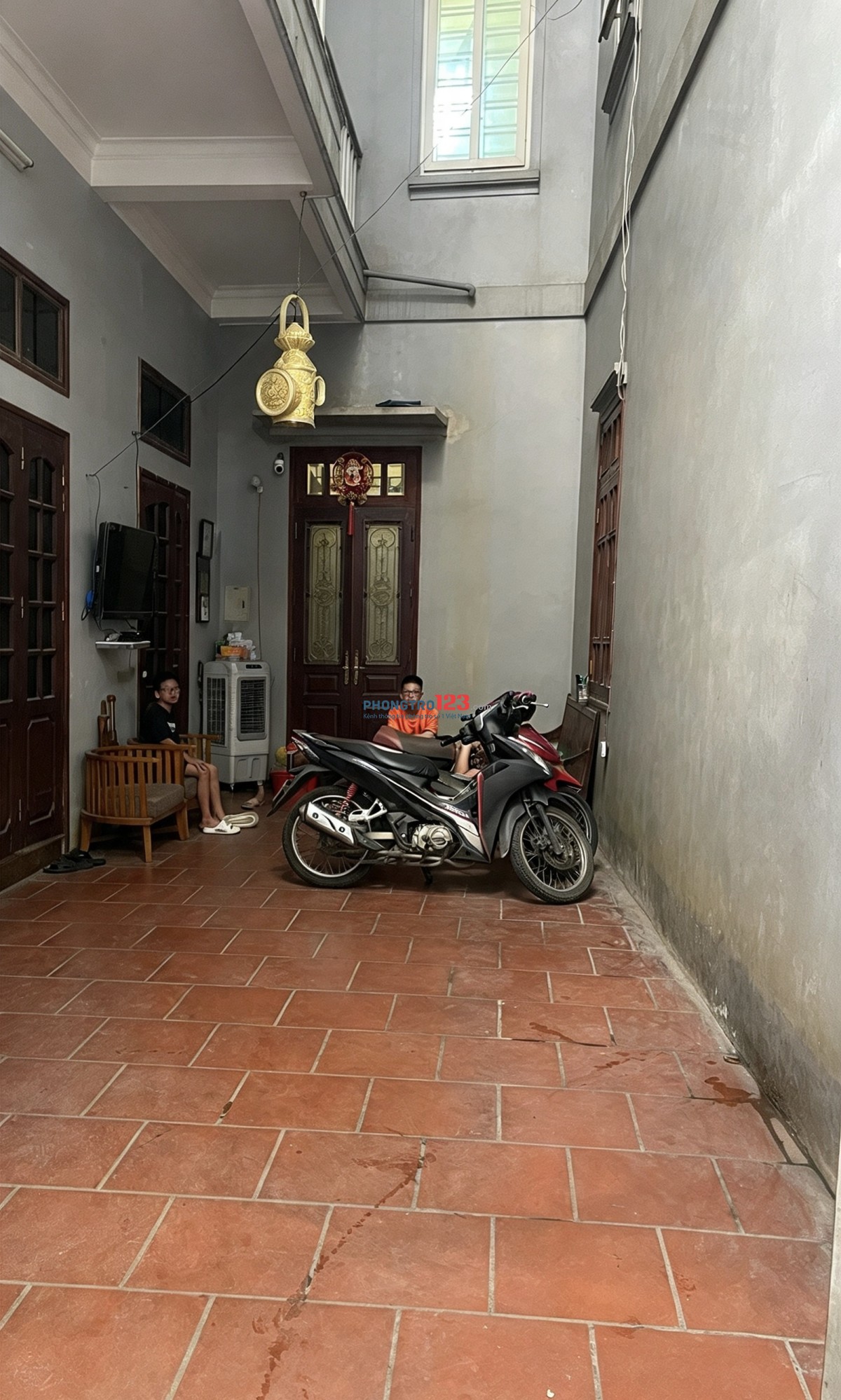 Cho thuê phòng trọ ở tầng 2 khép kín