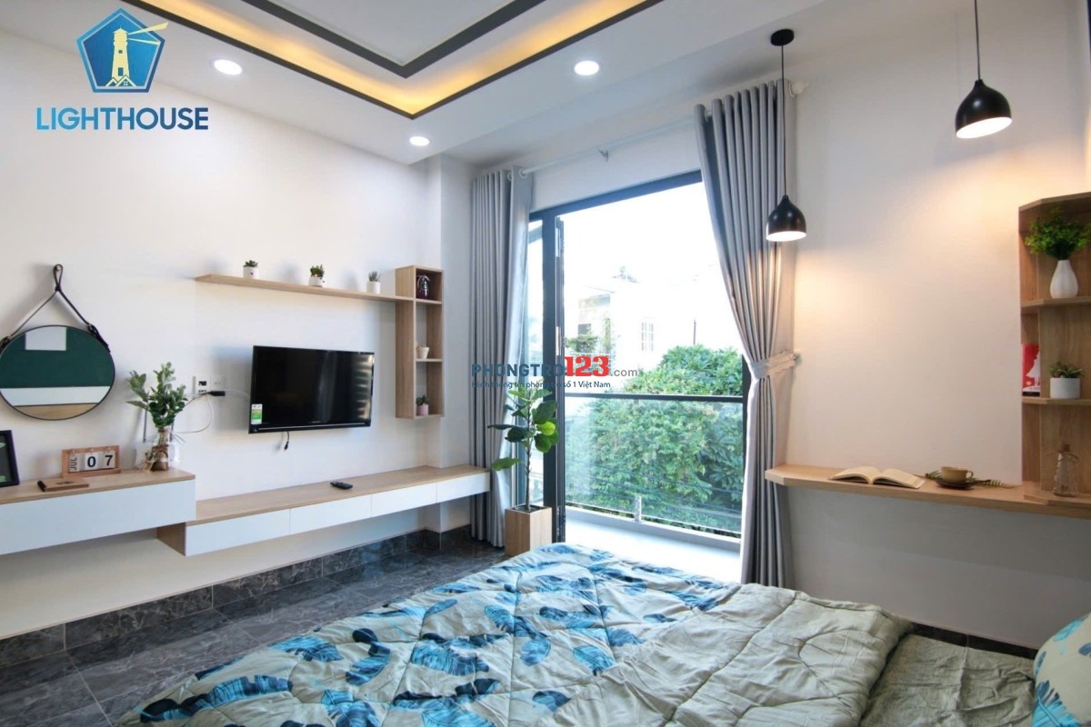 Căn hộ studio có ban công Phú Nhuận, thang máy, vân tay, full nội thất, dọn vào ở ngay