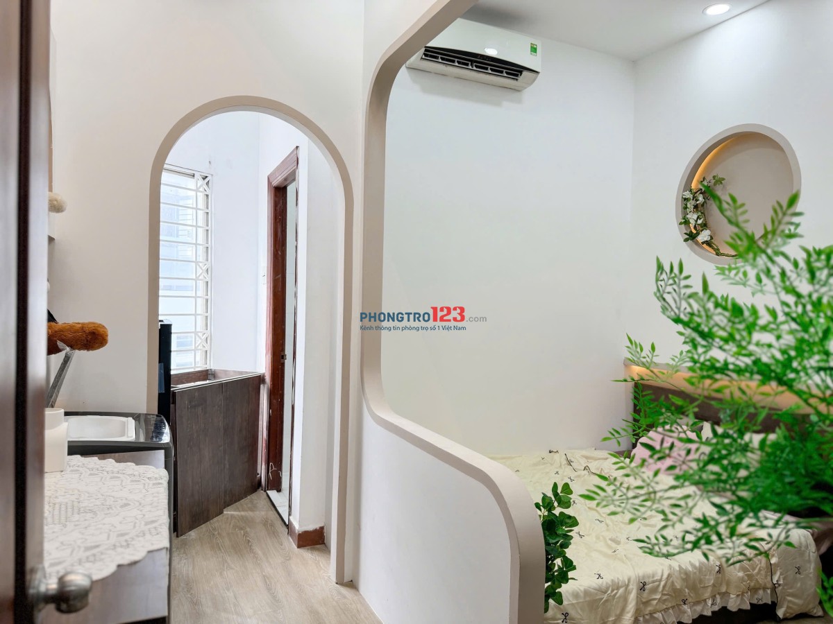Căn hộ tách bếp siêu thoáng ngay khu phan xích long giáp q1, q3- nguyễn trọng tuyển, phú nhuận